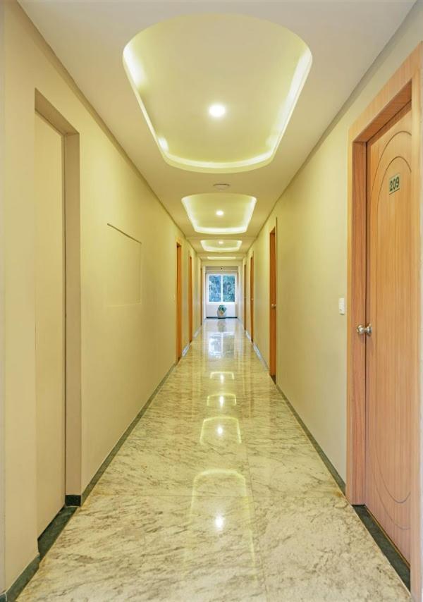Mango Hill Central Udagamandalam Exterior photo